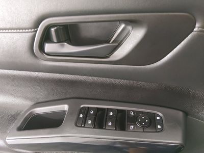 2025 Nissan Pathfinder — photo 16 view