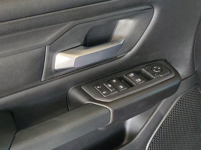 2026 Ram 1500 — photo 16 view