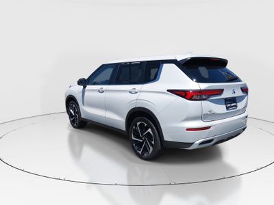 2024 Mitsubishi Outlander - Photo 5