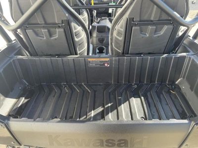 2025 Kawasaki Teryx4 S LE — photo 8 view