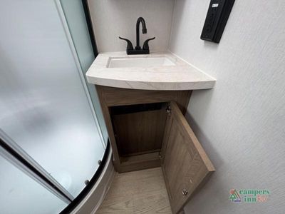 2026 Coachmen RV Freedom Express - Photo 37