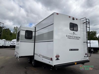 2026 Coachmen RV Freedom Express - Photo 3