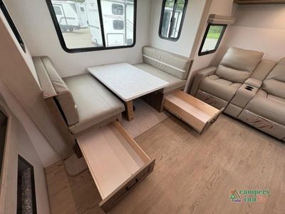 2026 Coachmen RV Freedom Express - Photo 13