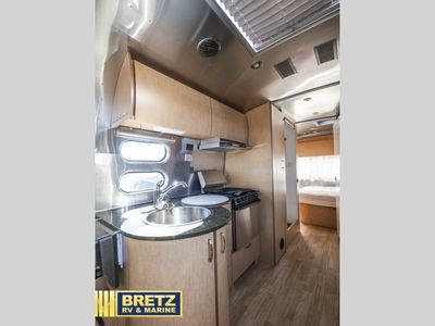 2016 Airstream Flying Cloud - Photo 9