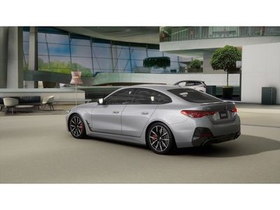 2026 BMW i4 - Photo 2