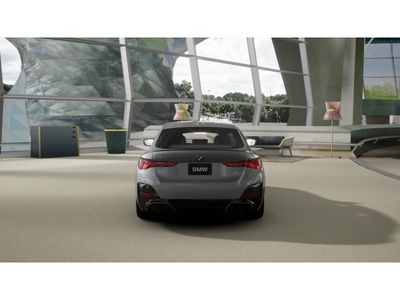 2026 BMW i4 - Photo 5