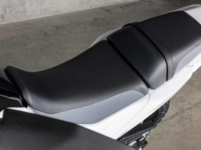 2026 Kawasaki KLE500 SE ABS - Photo 18