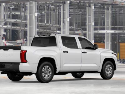 2026 Toyota Tundra — photo 10 view