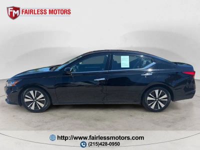 2020 Nissan Altima — side profile view