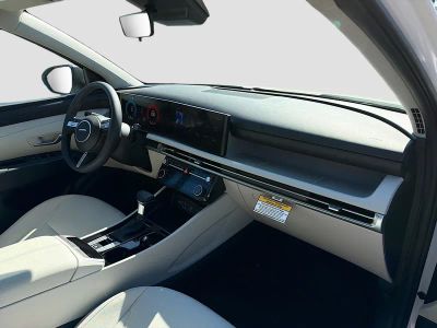 2026 Hyundai TUCSON — photo 14 view