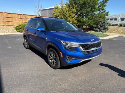 2022 Kia Seltos — rear three-quarter view