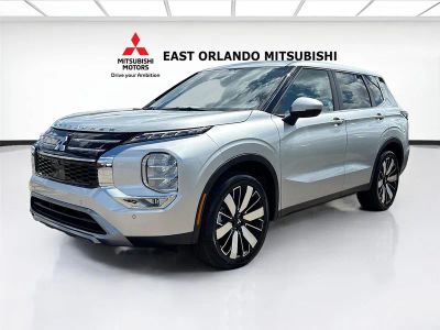 2026 Mitsubishi Outlander — side profile view