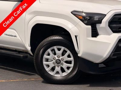 2024 Toyota Tacoma - Photo 5