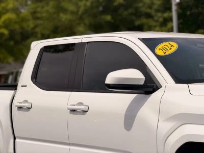 2024 Toyota Tacoma - Photo 7