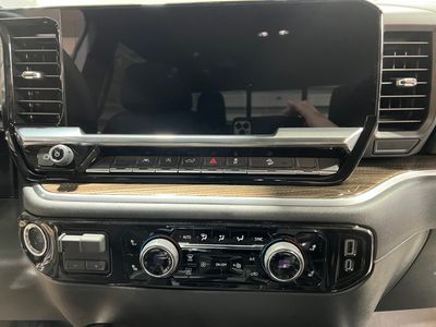 2026 Chevrolet Silverado 1500 — photo 11 view