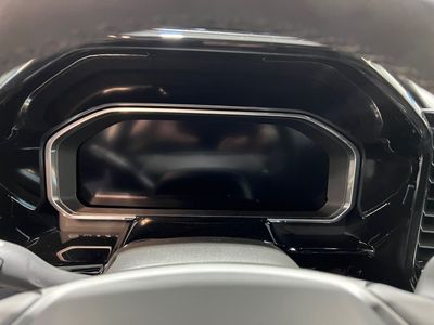 2026 Chevrolet Silverado 1500 — photo 10 view