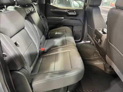 2026 Chevrolet Silverado 1500 — photo 14 view