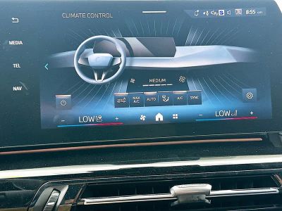 2026 BMW X2 — photo 13 view