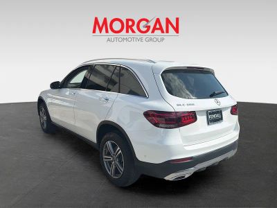 2022 Mercedes-Benz GLC — interior view