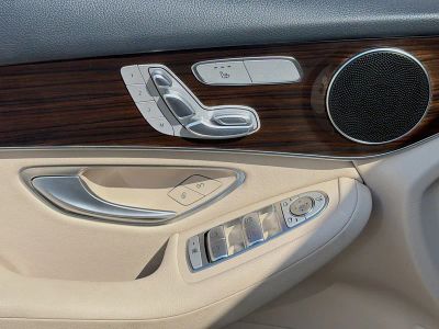 2022 Mercedes-Benz GLC — photo 15 view