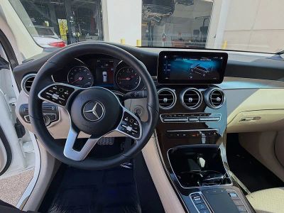2022 Mercedes-Benz GLC — photo 8 view