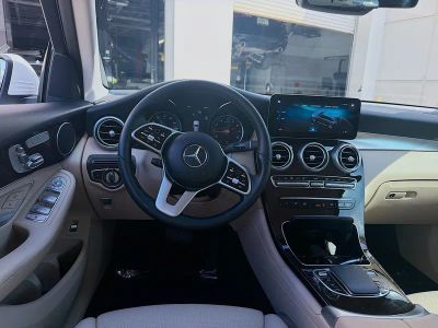 2022 Mercedes-Benz GLC — photo 19 view