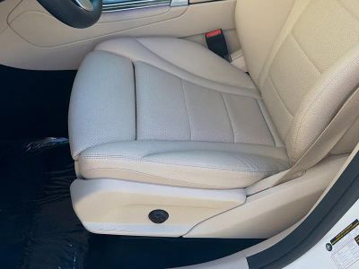 2022 Mercedes-Benz GLC — photo 16 view