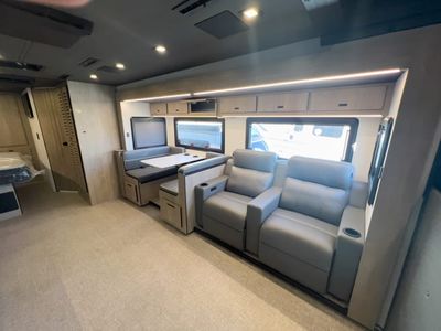 2026 Grand Design LINEAGE SERIES F - Photo 7