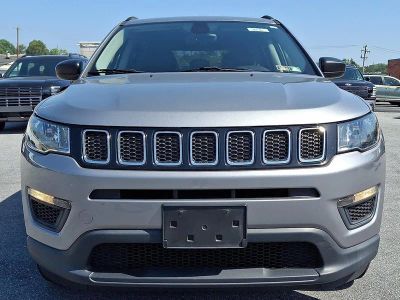 2018 Jeep Compass — side profile view