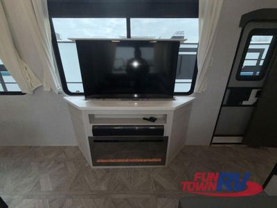 2024 Forest River RV Salem Grand Villa - Photo 21