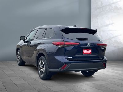 2022 Toyota Highlander - Photo 4