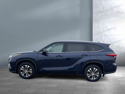 2022 Toyota Highlander - Photo 3