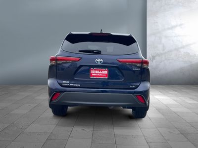 2022 Toyota Highlander - Photo 5
