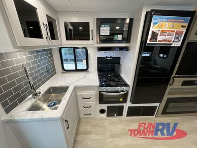 2026 Forest River RV Solaire - Photo 13