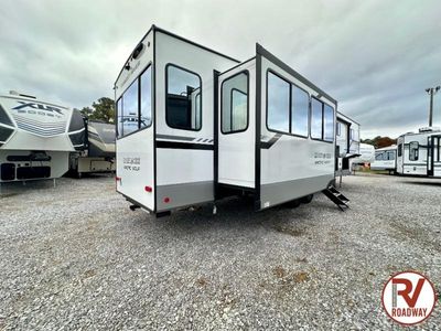 2025 Forest River RV Cherokee Arctic Wolf Suite - Photo 5