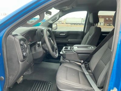 2023 Chevrolet Silverado 1500 — photo 9 view