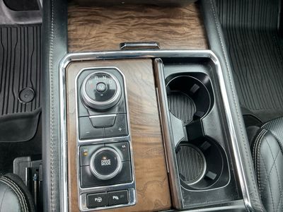 2020 Ford Expedition — photo 12 view