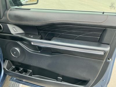 2020 Ford Expedition — photo 21 view