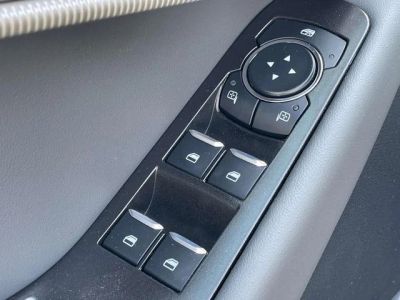 2026 Ford Explorer — photo 12 view