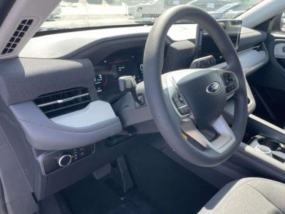 2026 Ford Explorer — photo 16 view