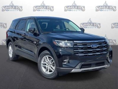 2026 Ford Explorer Active in Black — front three-quarter view