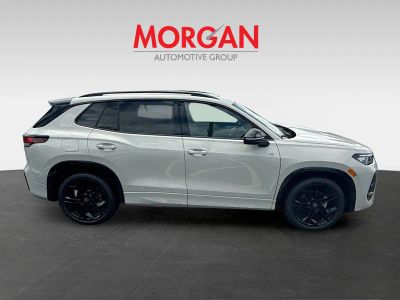 2026 Volkswagen Tiguan — photo 8 view
