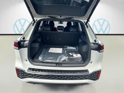 2026 Volkswagen Tiguan — photo 21 view