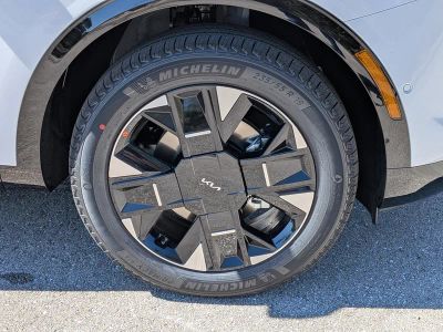 2026 Kia Sportage — photo 11 view
