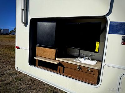 2018 Winnebago Intent - Photo 21