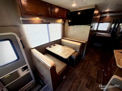 2018 Winnebago Intent - Photo 7