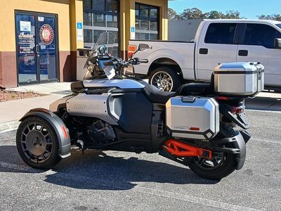 2025 Can-Am Canyon XT - Photo 10