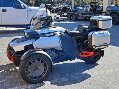 2025 Can-Am Canyon XT - Photo 12