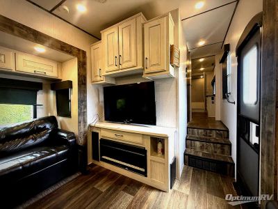 2021 Heartland Bighorn Traveler — photo 15 view