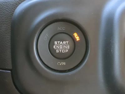 2023 Jeep Wrangler — photo 33 view